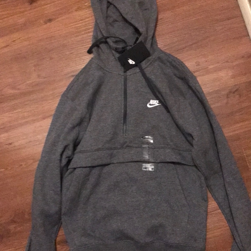 men’s sweatshirt